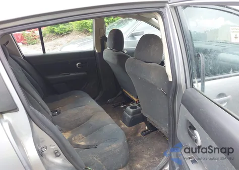 2010 Nissan Versa 1.8S z USA, uszkodzony, nr VIN 3N1BC1CP4AL377419